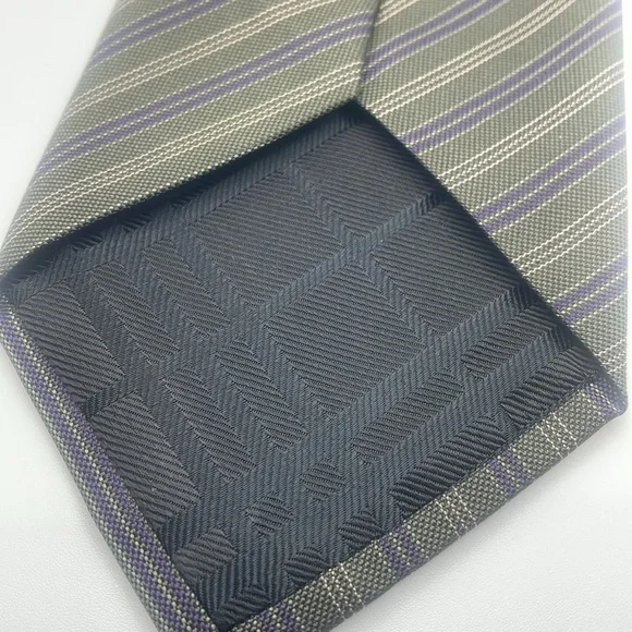Burberry London - Classic Silk Tie - Picture 5 of 5
